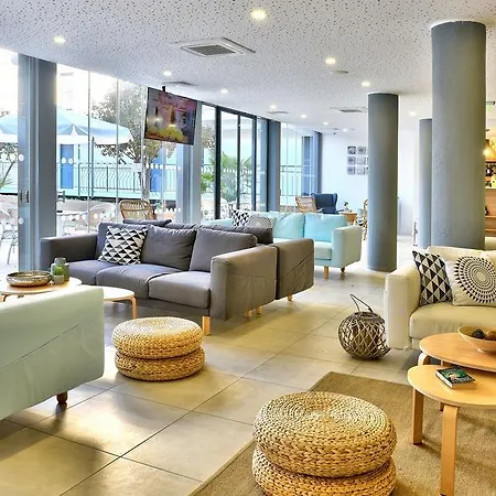 Ihotel Sunny ホテル