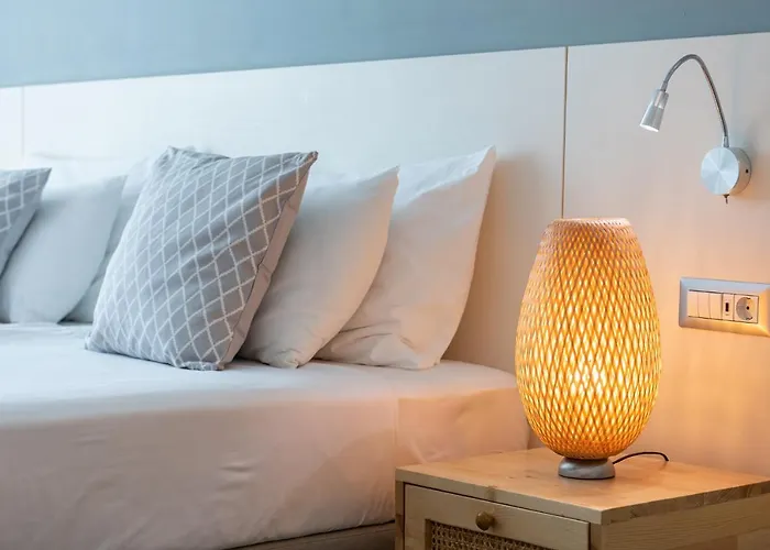 Ihotel Sunny סאני ביץ'