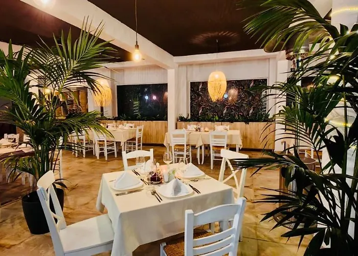 Ihotel Sunny מלון