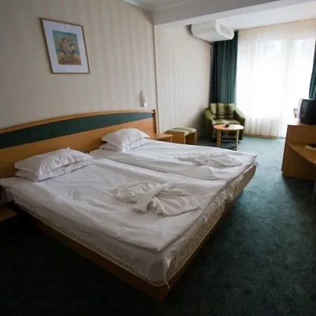 Ihotel Хотел 4*