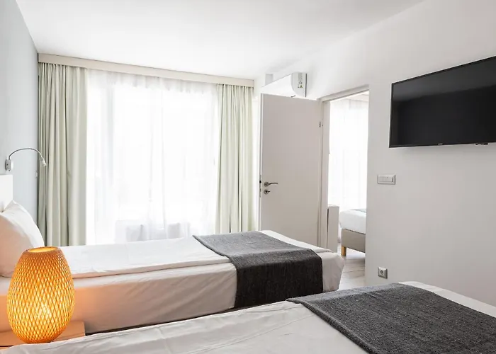 Ihotel Sunny 酒店 阳光海滩