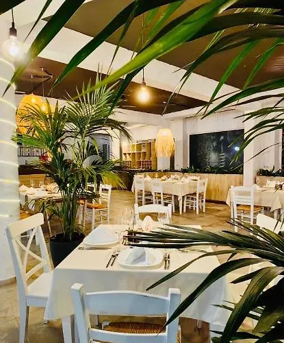 Ihotel Sunny מלון 4*