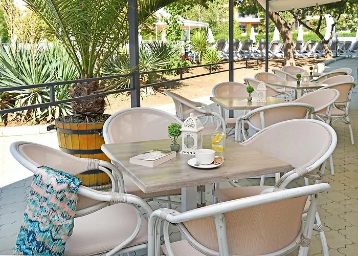 Ihotel Sunny סאני ביץ'