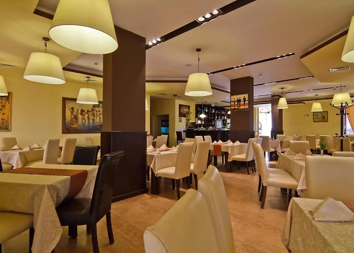 Ihotel Sunny מלון 4*